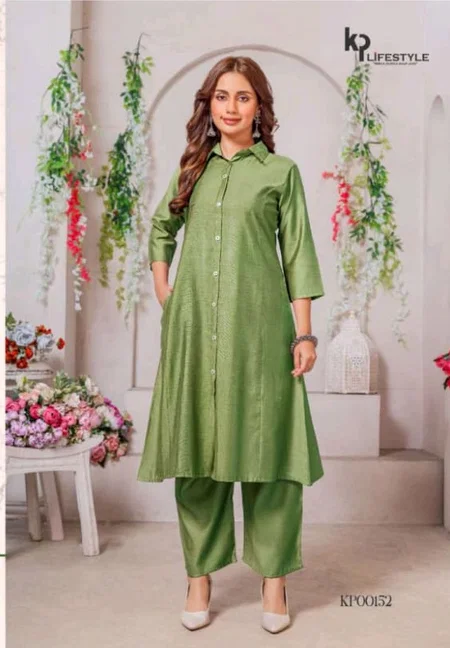 Mahira By Kp Vertican Silk A Line Pattern Co Ord Set Suppliers In India